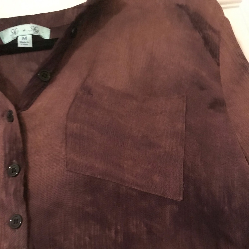 Fun blouse! - Picture 4 of 5